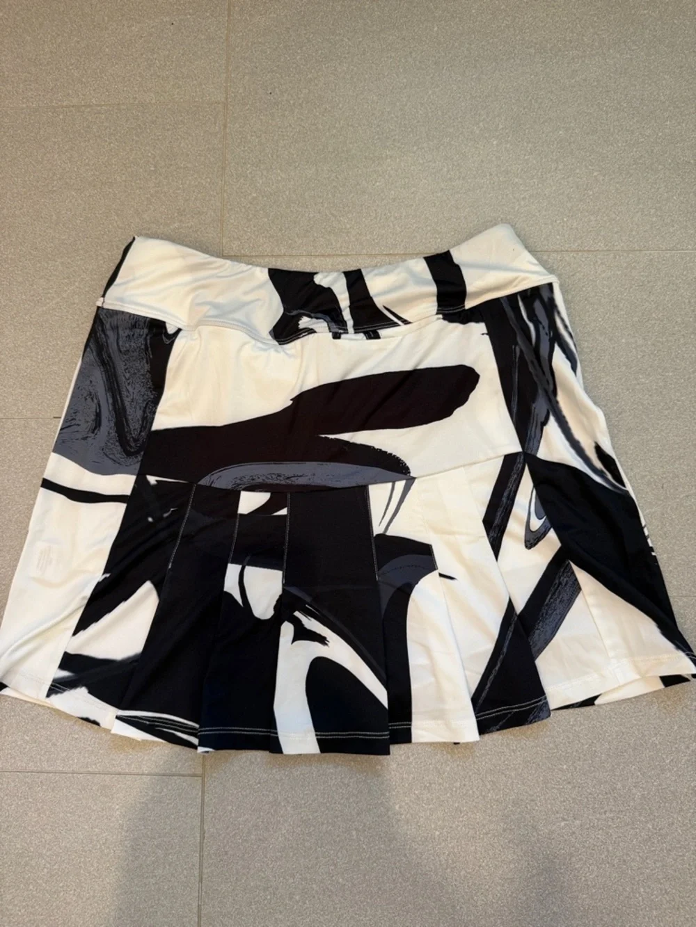 Womens Abstract Swirl Print Skirt - Black & White NWT size S - Picture 4 of 7